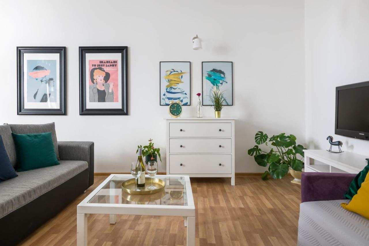 Discover Krakow Apartments - 3 Rakowicka St - Classic Apartments Near Main Station - Netflix מראה חיצוני תמונה