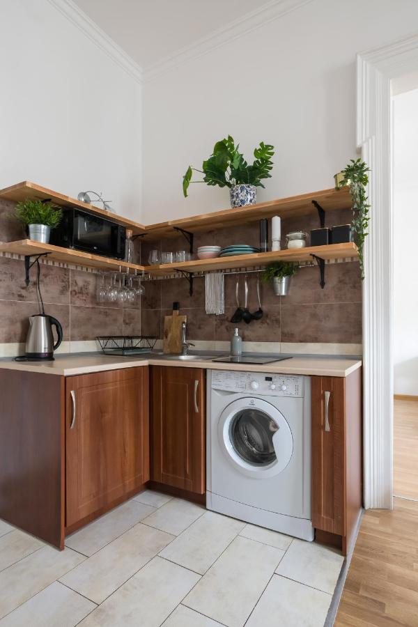 Discover Krakow Apartments - 3 Rakowicka St - Classic Apartments Near Main Station - Netflix מראה חיצוני תמונה