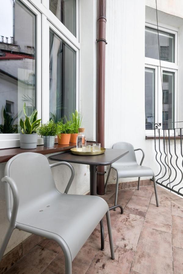 Discover Krakow Apartments - 3 Rakowicka St - Classic Apartments Near Main Station - Netflix מראה חיצוני תמונה