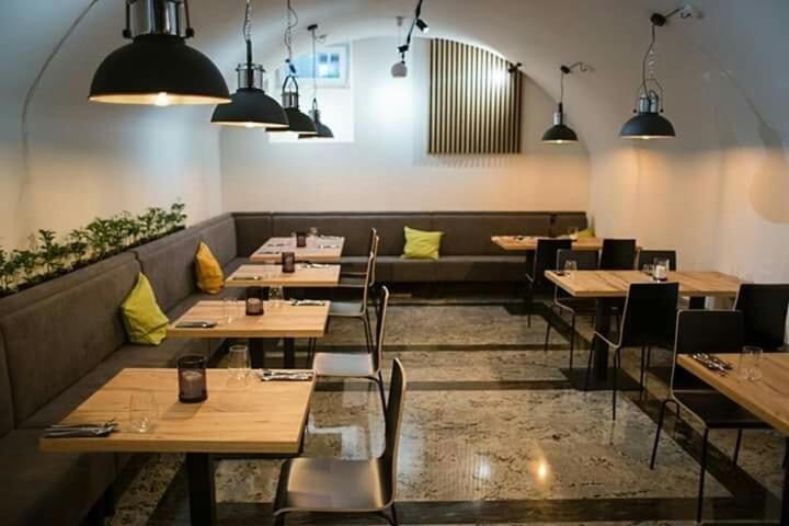 Discover Krakow Apartments - 3 Rakowicka St - Classic Apartments Near Main Station - Netflix מראה חיצוני תמונה